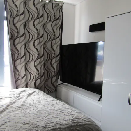 Cozy Studio Rental with Private Facilities in Greater London Отели в г. Бексли