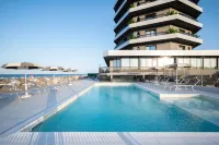 Hotel Playa Suite - Pools