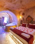 Bayar Cave Suites Special Class - Bed and Breakfasts