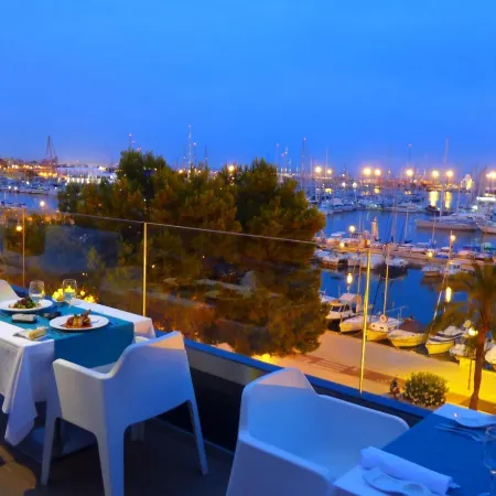 Hotel Costa Azul Отели рядом с достопримечательностью «Порт Пальмы»