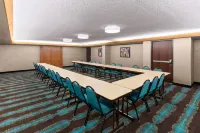 Heritage Inn Suites San Antonio Airpt, Trademark by Wyndham - parking