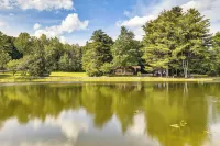 24-acre Finger Lakes Cabin w/ Private Pond - Homestays