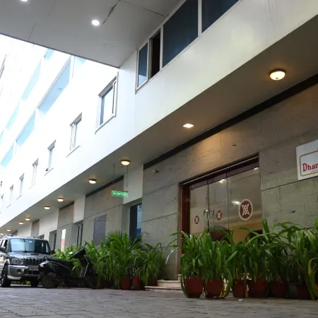 Dhanunjayas Luxury Hotel