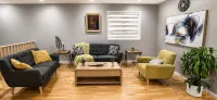 Cozy 4 Bedroom Home Near Tecumseh Mall - 民泊