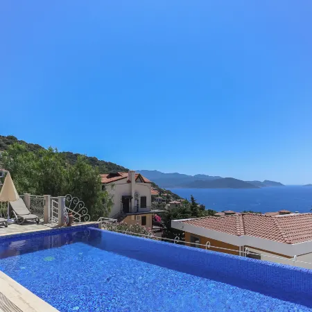 Villa Yaz Amazing Sea View and Meis Island View