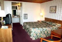 Travelodge by Wyndham Ukiah - 2-Star