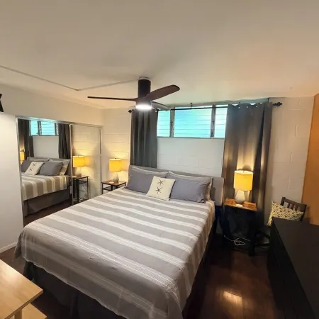 Pool View, 5Min Walk to Charley Young or Kam 1 Beach, Comfortable King-Bed. AC
