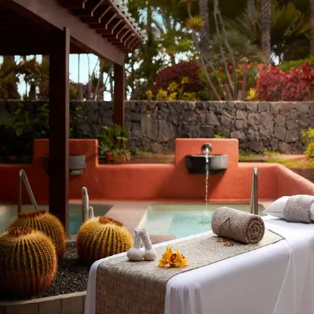 Tivoli la Caleta Resort