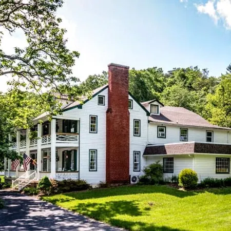 The Buckhorn - Lodging & Event Venue