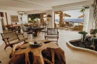 Mythic Paros , Adults Only - بوتيك