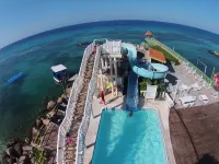 Franklyn D Resort & Spa All Inclusive - Beach