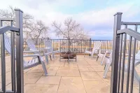 Spacious ~ King Beds ~ Pool ~ Spa~ Mountain View’s - 3 stjerner