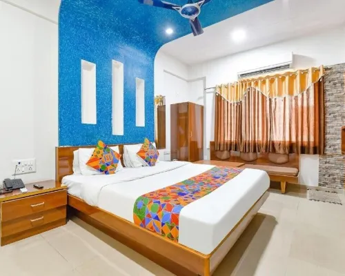 Hotel Meet Residency Hotels near Adani Group