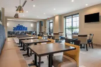 舒適飯店和套房 - 傑克遜維爾橙園靠近海軍航空站 - 2 星級