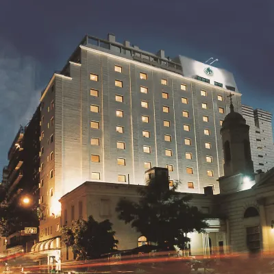 Argenta Tower Hotel & Suites Hotels near Torre de los Ingleses