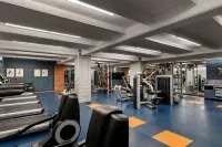 Hotel Cleveland, Autograph Collection - Gym