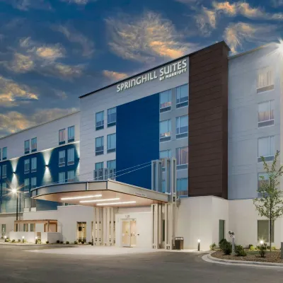 SpringHill Suites Charlotte Airport Lake Pointe Hotels in der Nähe von Museum Billy Graham Library
