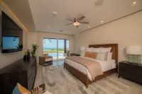 Los Suenos Luxury Villas by Stay in Costa Rica - parking