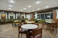 페어필드 인 앤 스위트 바이 마리어트 그랜드 래피즈 와이오밍 - 조식 운영