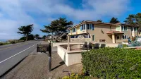 Blue Dolphin Inn - Inns