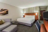 Courtyard Knoxville Cedar Bluff - Baarit