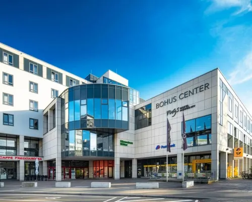 Rugs Hotel Augsburg, Trademark Collection by Wyndham Hotels near Augustusbrunnen