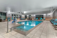 Residence Inn Columbus - Pools