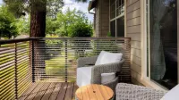 Hollygrape Pedal & Pine Hideaway by Avantstay Bend Hideaway Deck + Near Mt. Bachelor + Breweries - Apartments