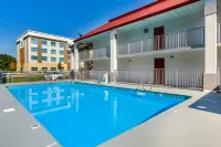 Red Roof Inn Fayetteville I-95 - Pools