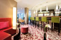 Leonardo Hotel Hannover Airport - bar