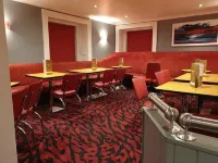 Commercial Hotel - 2성급