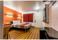 Motel 6 New Orleans, la - Near Downtown - 2-Star