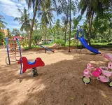 ทีอาร์เค ฟาร์มส์ วินมีน รีทรีต - วิว