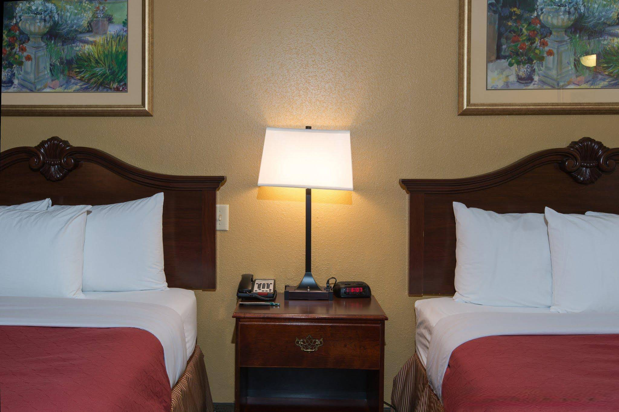 Country Inn & Suites by Radisson, Lumberton, NC