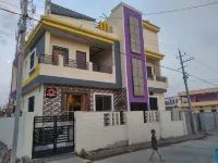 Trimurty Residence - Ganagapur / Ghangapur