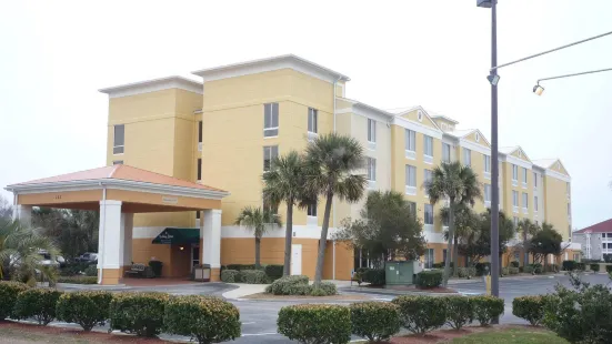 Holiday Inn Express & Suites N. Myrtle Beach-Little River