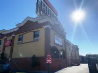 榆木公園紅地毯飯店 帕拉默斯住宿飯店
