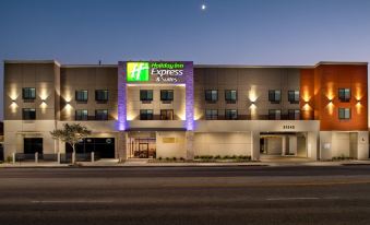 Holiday Inn Express & Suites Chatsworth, an IHG Hotel