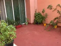 Property Located in a Quiet Area Close to the Train Station and Town Hotels near مسجد الفتح، عين الشق، الدارالبيضاء.
