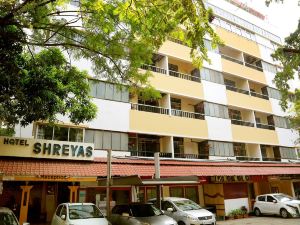 Hotel Shreyas