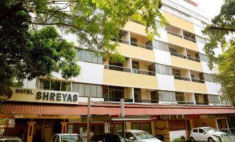 Hotel Shreyas