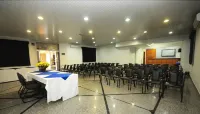 Hotel Riviera Hotels in Aracatuba