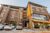 Yeongju Hwangje Motel Hôtels à : District de Bonghwa