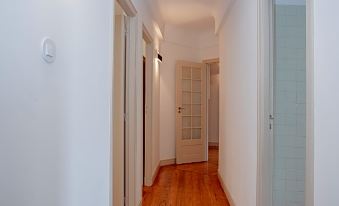 Liiiving in Porto | Light Spacious Apartment