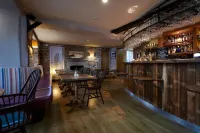 The Pilsley Inn - Chatsworth - bar