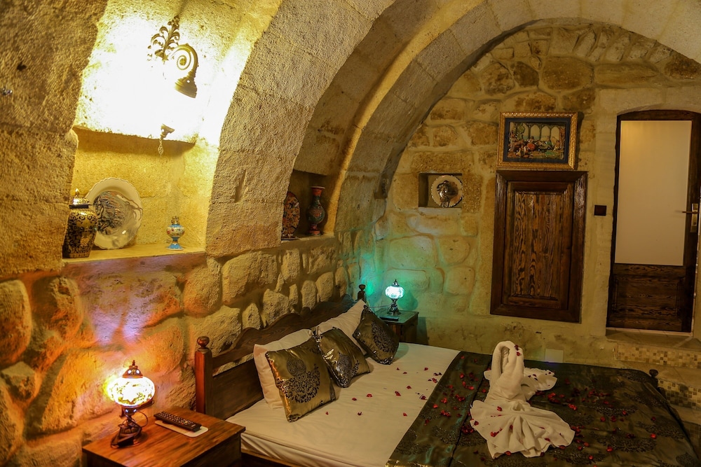 Goreme Palace Cave Suites