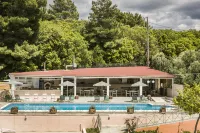 Panorama Fanari Studios and Apartments - Pools