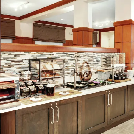 Hilton Garden Inn Chicago North Shore/Evanston