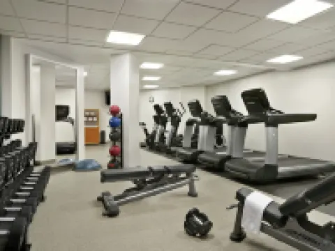 Hilton Long Island/Huntington Hotels in Melville