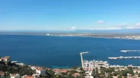 Roses Costa Brava Air-Conditioned Appt in Villa, Swimming Pool and 180 ° No69 - Mountain view